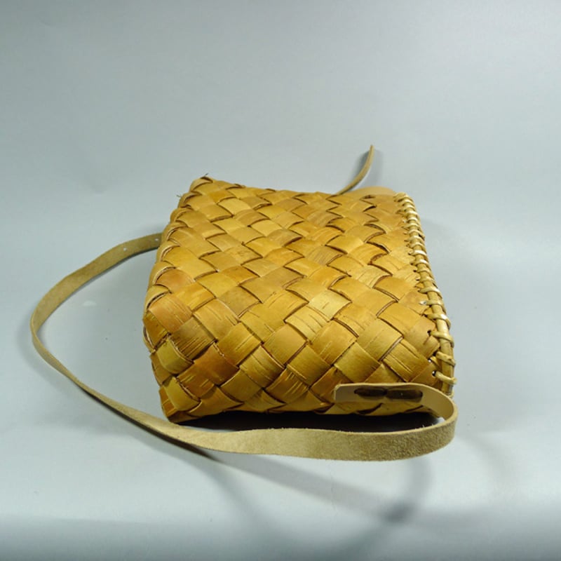 白樺 ショルダーバッグ B-type (天面編み込みあり） | +++ FIKA +++