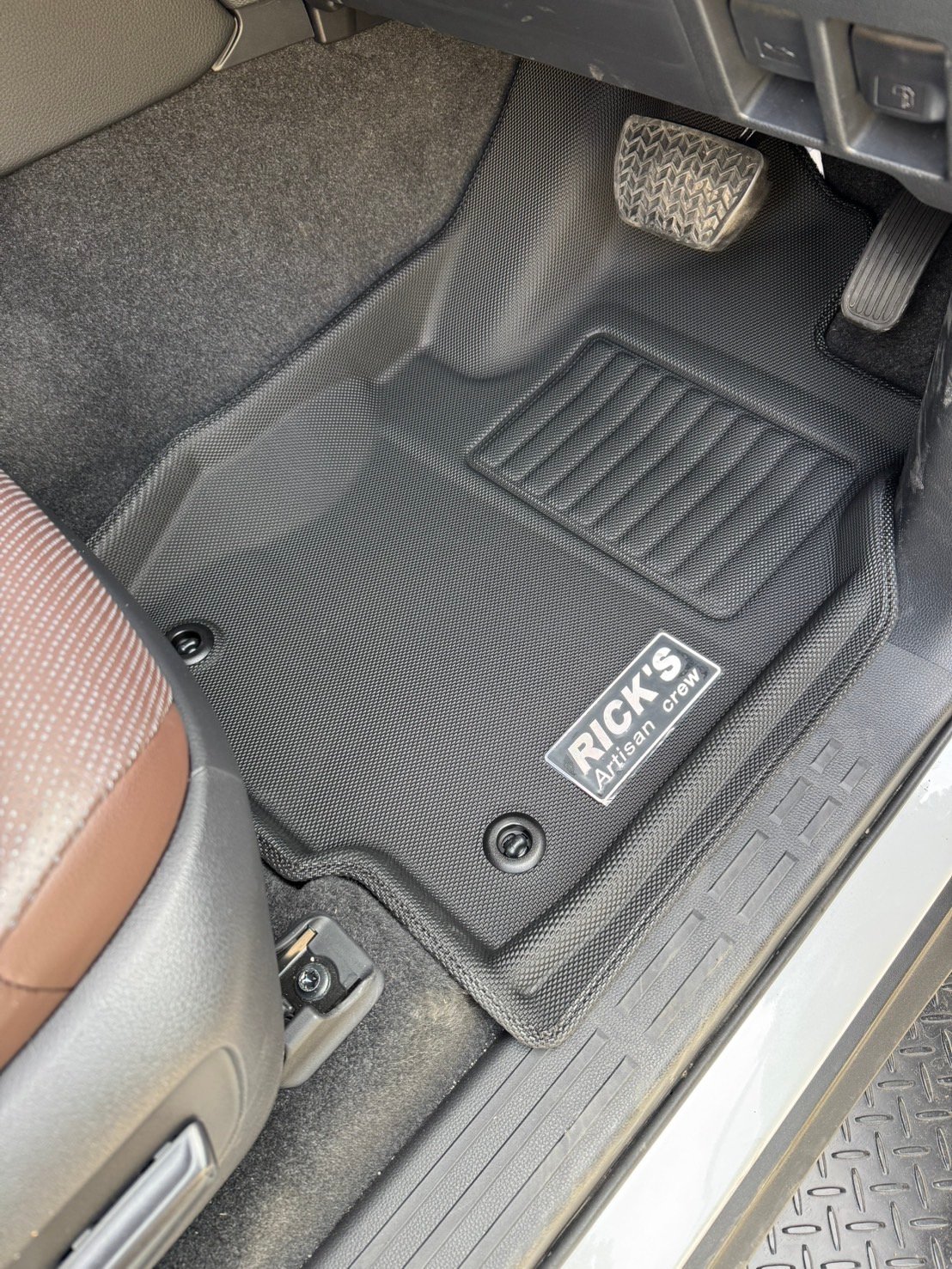 RICK'S 全天候型フロアマット（ラバータイプ） For LAND-CRUISER250