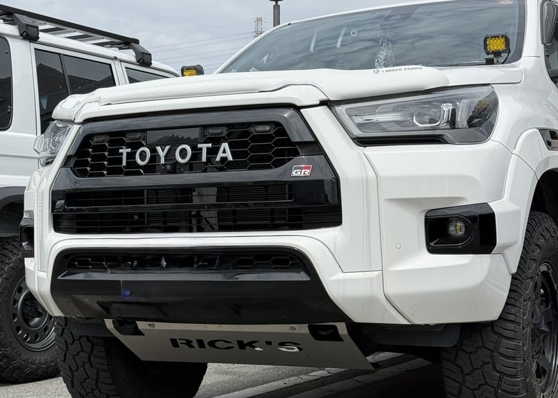 RICK'S スキッドプレート リミテッドエディション For HILUX | ”LIMITE