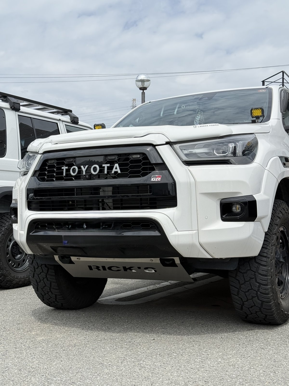 RICK'S スキッドプレート リミテッドエディション For HILUX | ”LIMITE