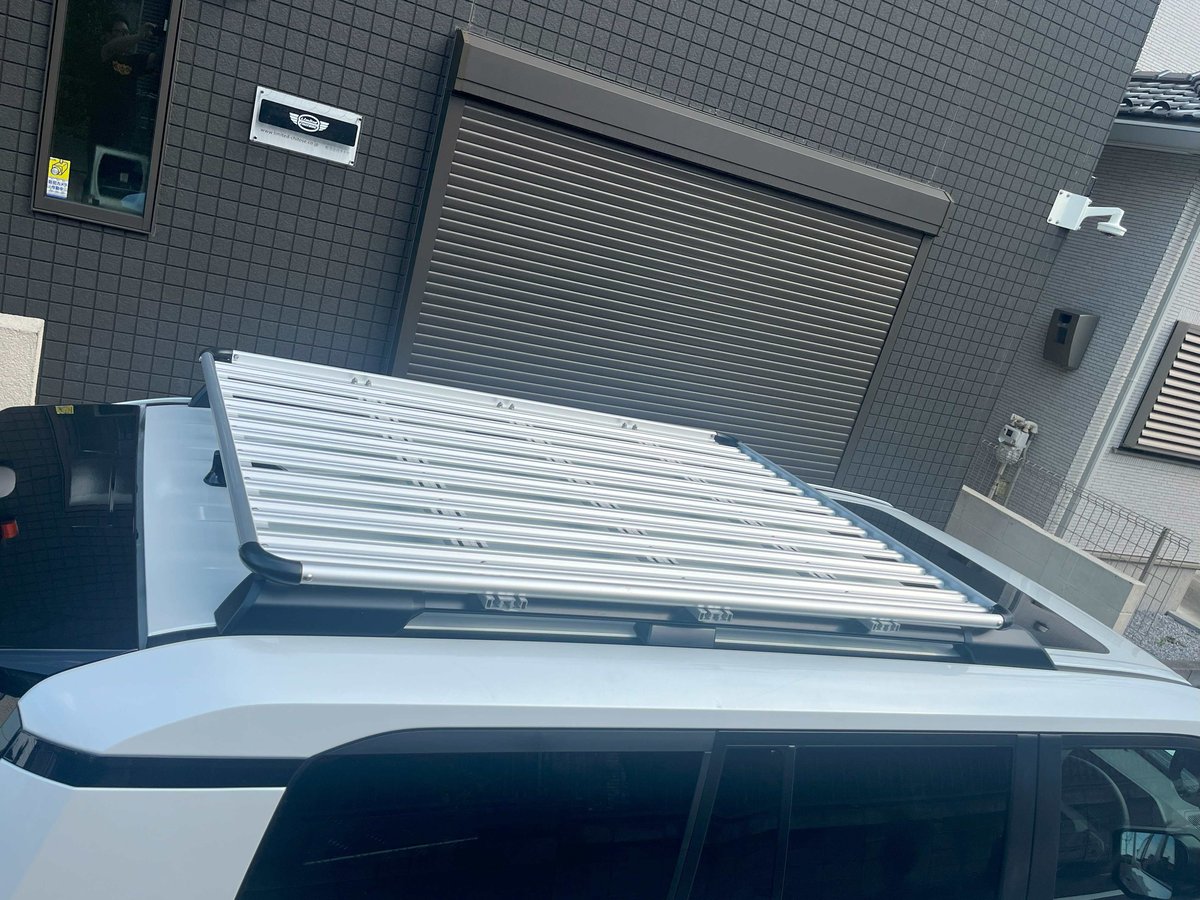 ルーフ
キャリア EIGHT BIRD アルミ製ルーフラック（タイプF） ランクル250/レール付車
