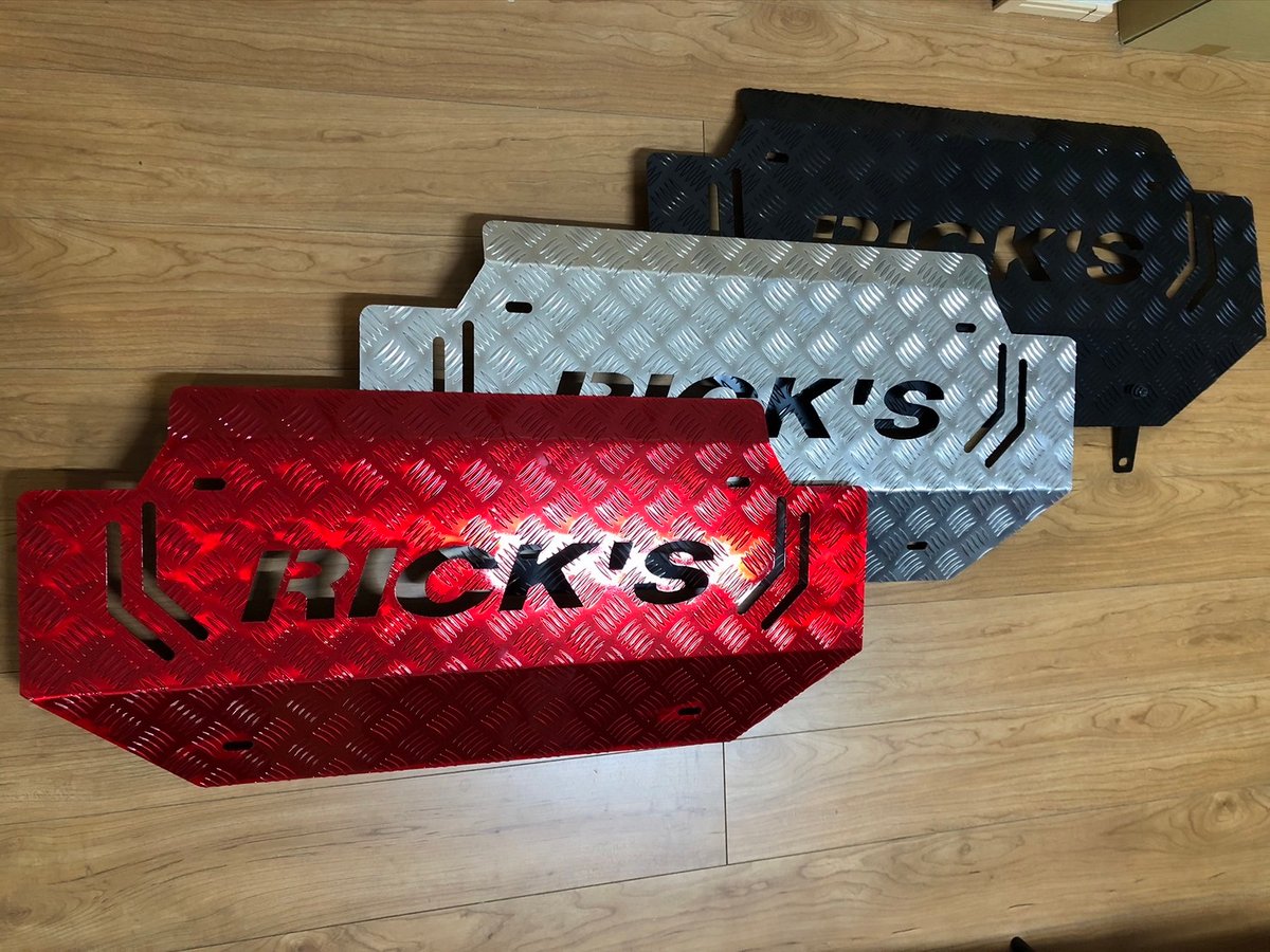 値下！RICK'S ランクルプラド 150系 RICK'S スキッドプレート リミテッドチトセ RICK'S スキッドプレート アルミ製素地