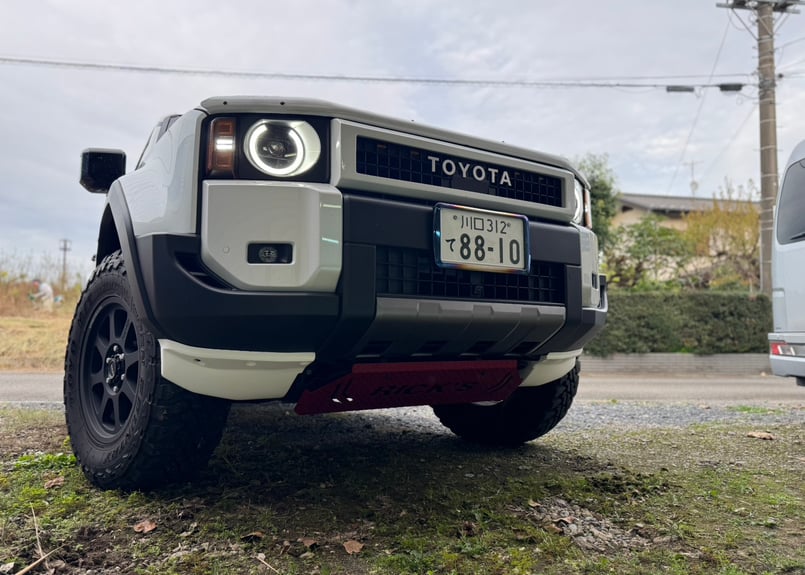 ☆2025年秋の新作 RICK'S フロントカナードキット_白ゲル無塗装 For