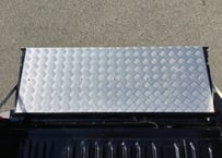 RICK'S リヤゲートプロテクター For HILUX