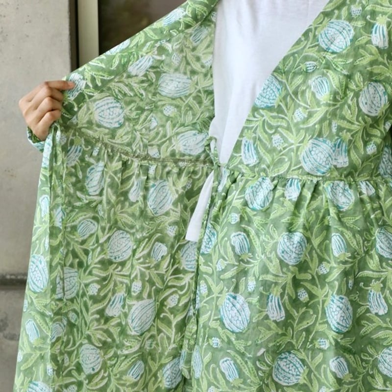 幟旗カシュクールの羽織もの ハンドブロックプリントコットンのカシュクールワンピース（羽織
