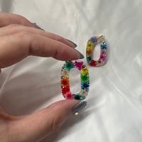 カラフルなドライフラワーアクセサリー(ダイヤモンドストーン付き)