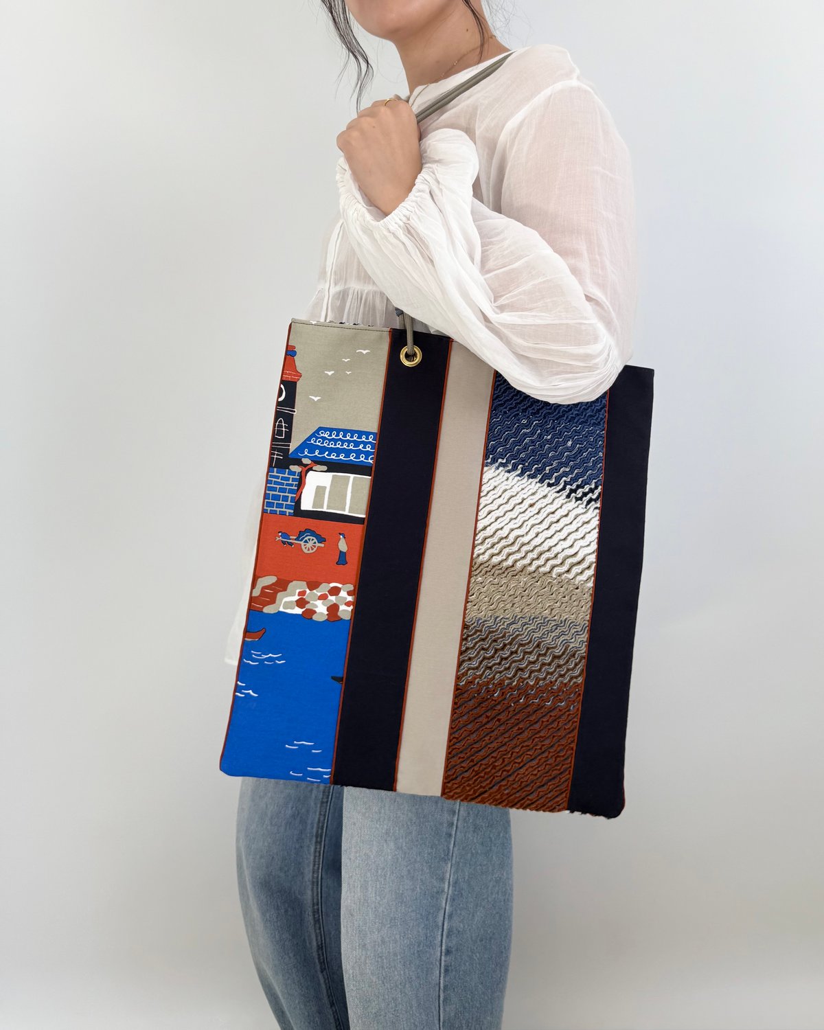 スラッシュキルトの横浜柄バッグ【②ネイビー×グレー(B)】 | minigara