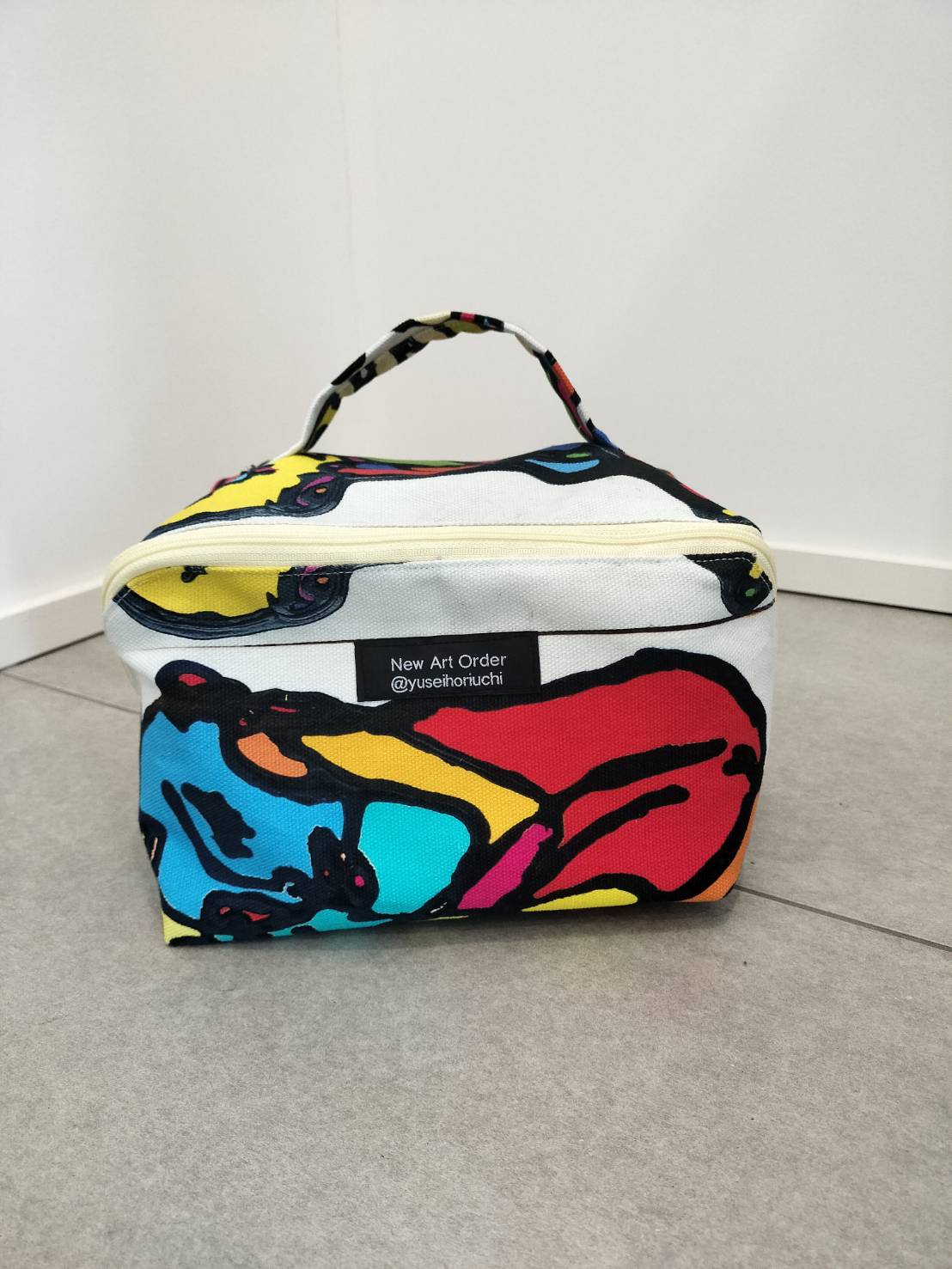 Big pouch （white）ポーチ | New Art Order