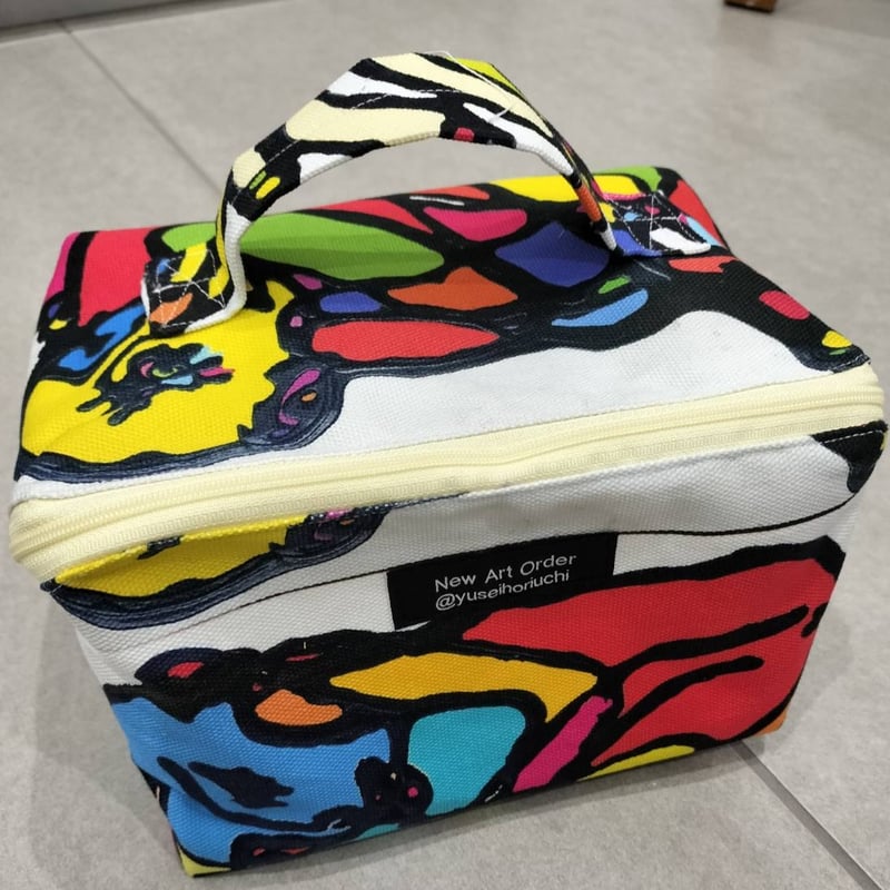 Big pouch （white）ポーチ | New Art Order