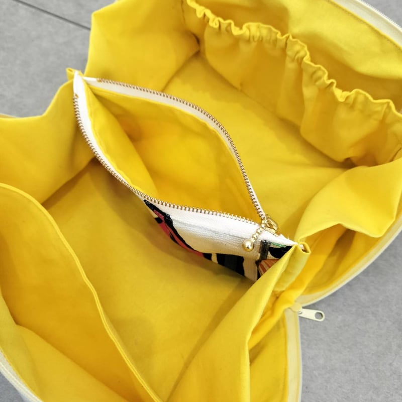 WEST. BIG LOVE POUCH ポーチ 発売記念スペシャルグッズ GnhZ6mPaUAAE4YZ.jpg