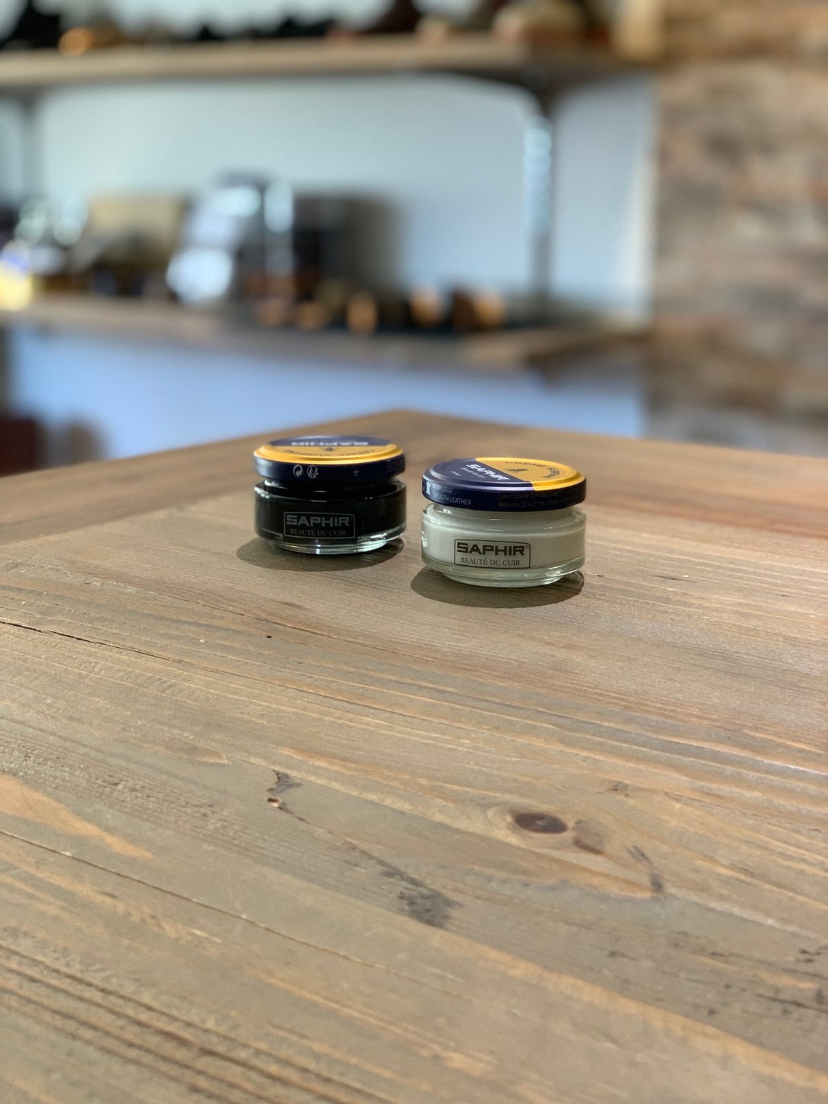 サフィール ビーズワックスファインクリーム ブラック・ニュートラル