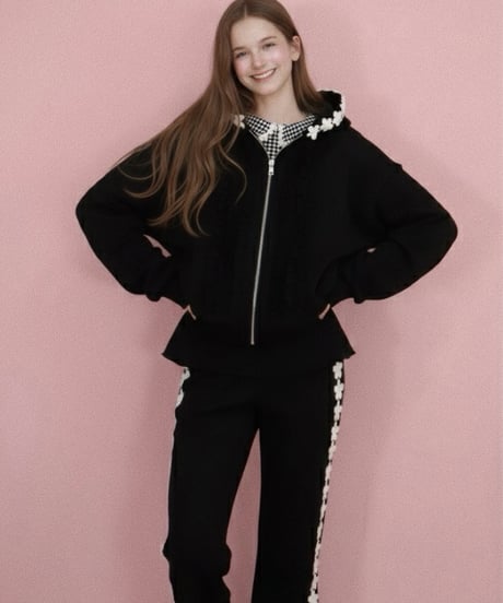 LW flower trim ruffle hoodie