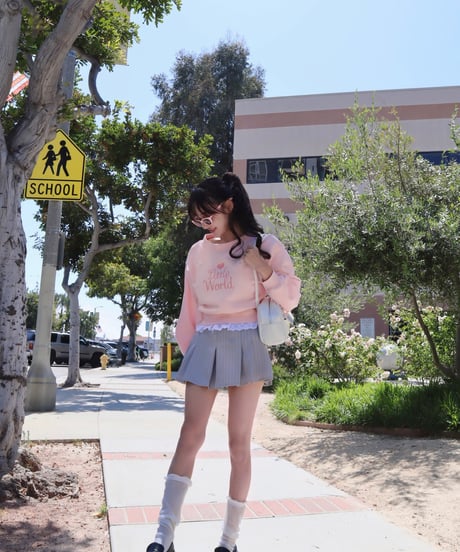 Retro heart patch sweatshirt (pink)