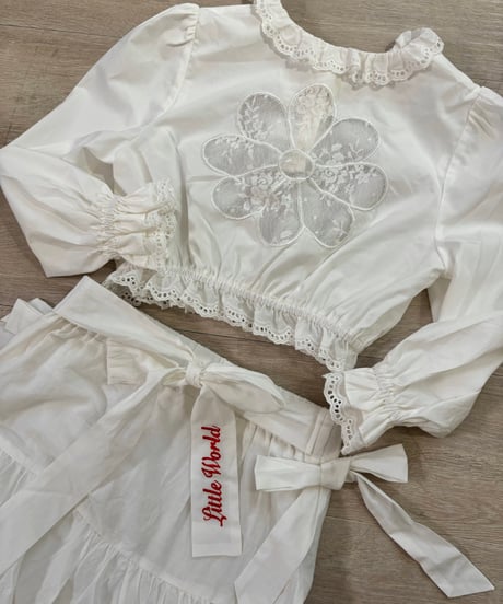 【予約販売】Daisy lace cropped blouse • Eyelet cotton skirt with ribbons
