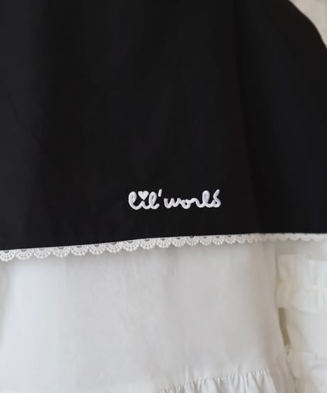 LW sailor collar frill blouse