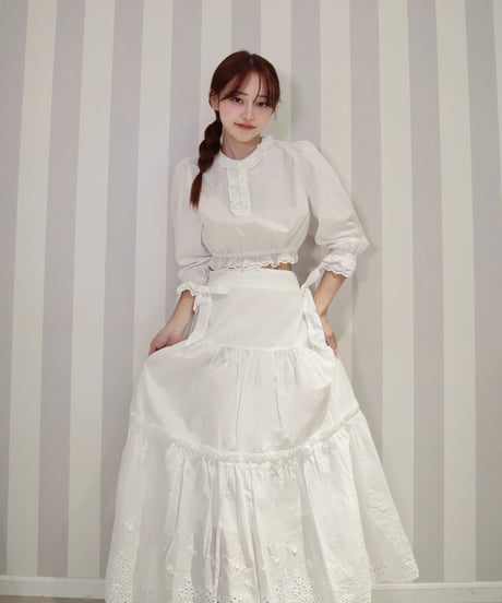【予約販売】Daisy lace cropped blouse • Eyelet cotton skirt with ribbons