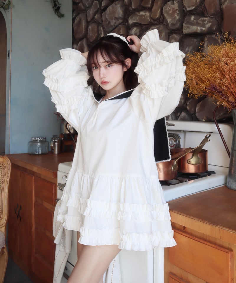 【fkm11 さま専用】 Frill Collar Short Blouse fkm11 さま専用】 Frill Collar Short Blouse The Maria Ruffle