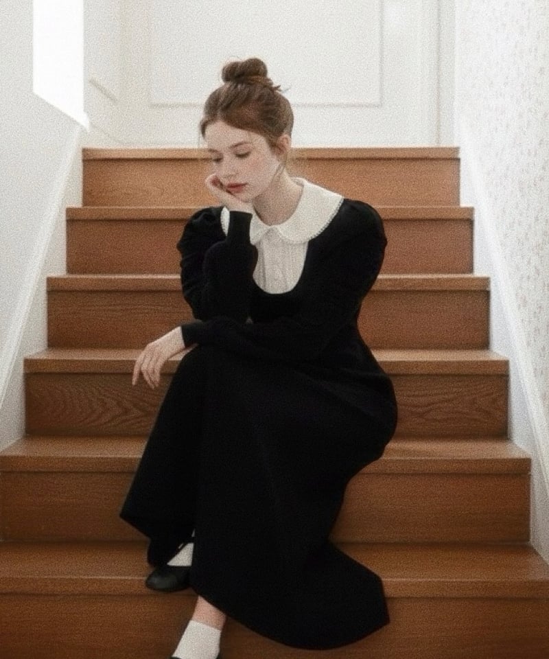 Double collar mermaid sweatshirt dress (black)