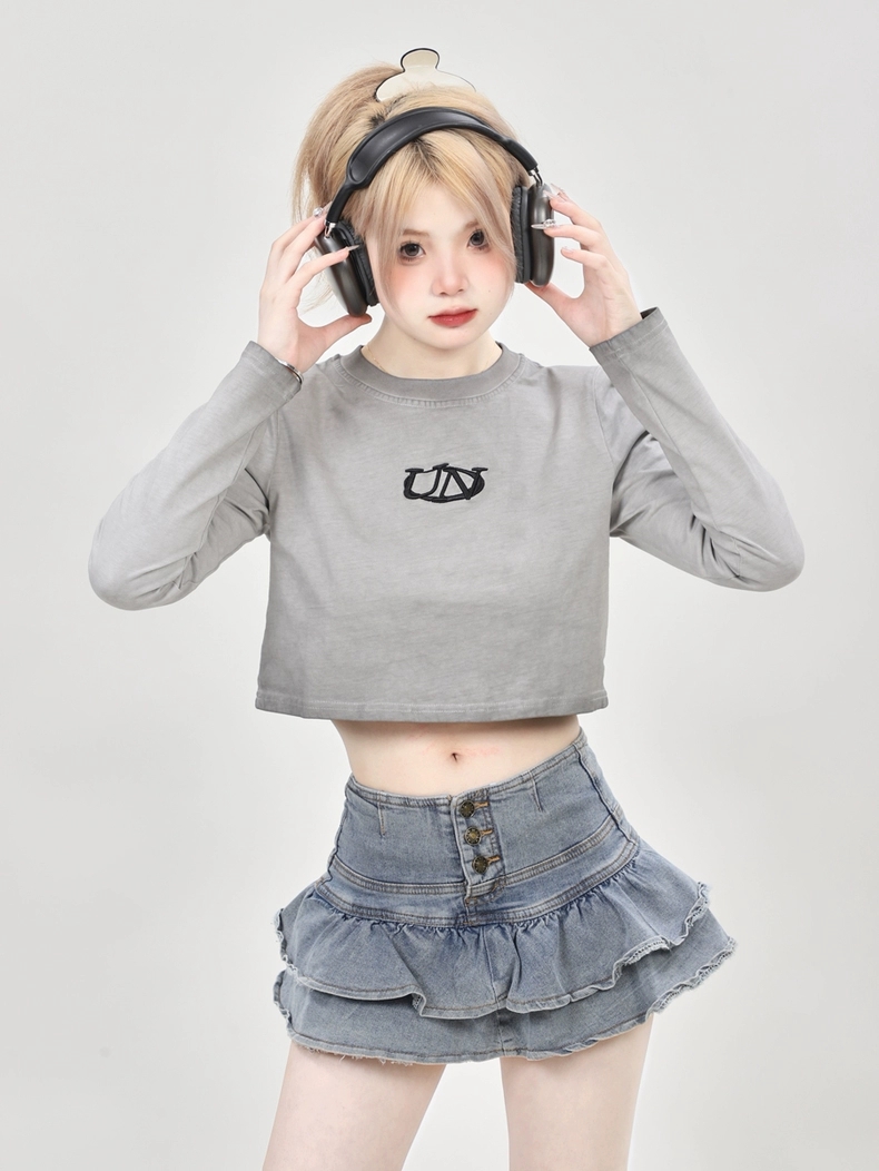 クロップド丈 トップス 長袖 Tシャツ ブラック シンプル ロゴ