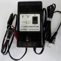 BC-1A2-12VT GSユアサ製 充電器 12V/1.0A GSユアサ