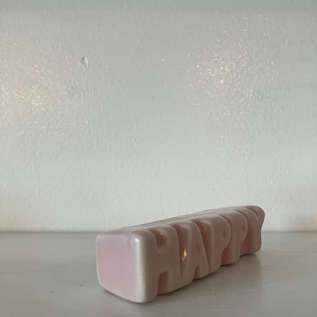 HAPPY PINK