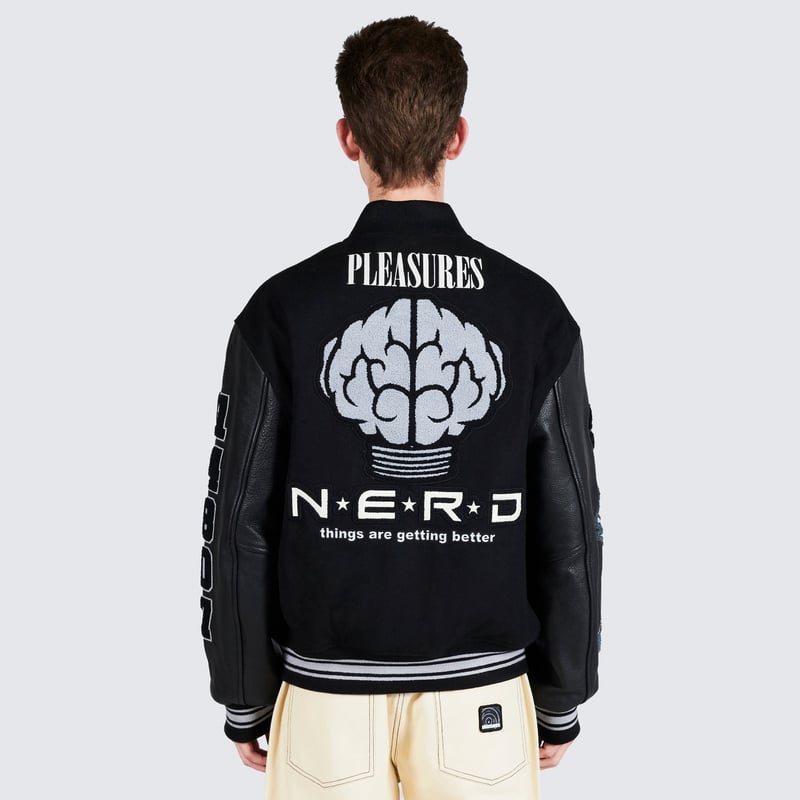 PLEASURES(プレジャーズ) 限定品 PLEASURES/プレジャーズ×N.E.R.D.】NERD VARSITY JACKET