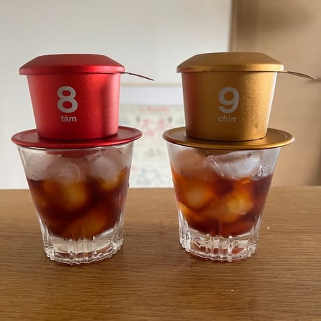 【ベトナムの伝統的ドリッパー】カフェ・フィン NO.9 と Future Coffee Fram トイさんのロブスタ　 チャムニム区画　pure natural　お試し３０ｇ付き！（中深煎り）