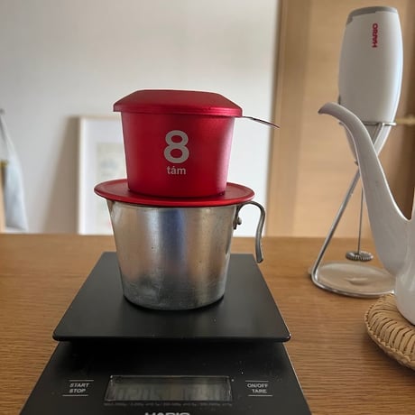 【ベトナムの伝統的ドリッパー】カフェ・フィン NO.6 と Future Coffee Fram トイさんのロブスタ チャムニム区画 Pure natural お試し３０ｇ付き！（中深煎り）