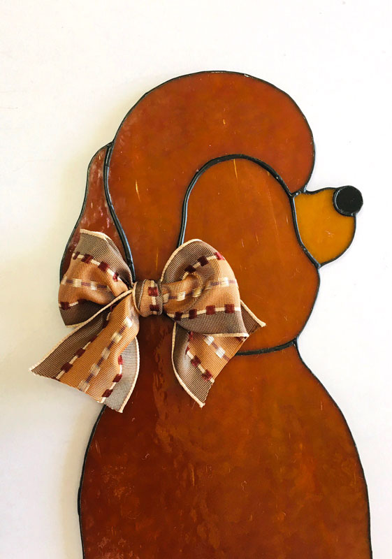 現品限り　ステンドグラス　トイプードルのしっぽ振り時計 オリジナルステンドグラス『後ろ向きワンちゃん時計（トイプードル