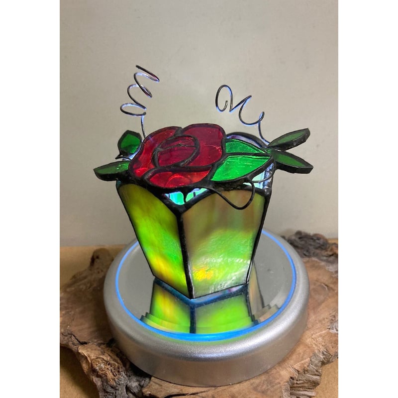 ステンドグラス置き型ランプ imgrc0067589755.jpg