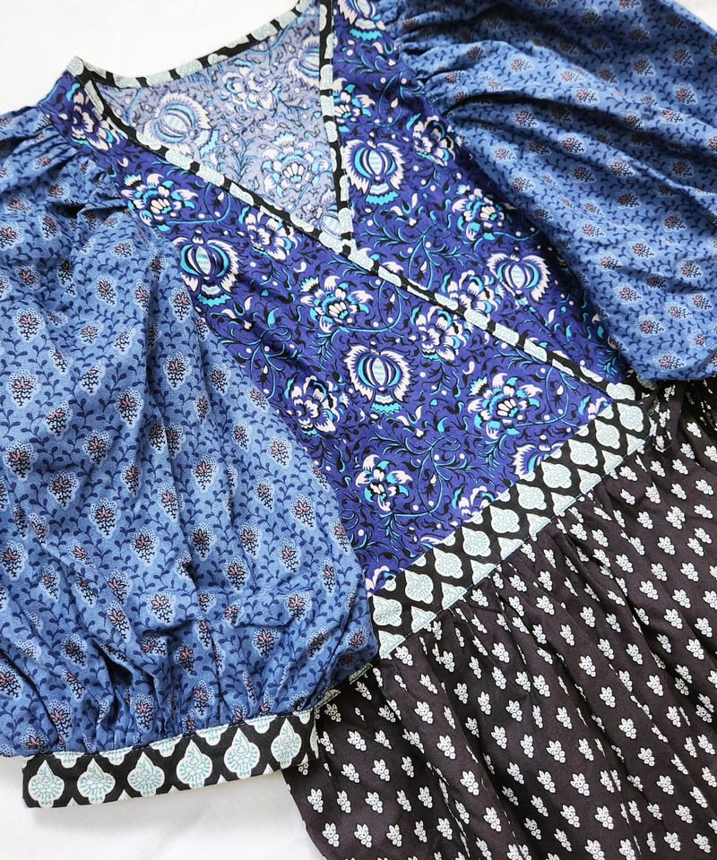 SOULEIADO【ボリューム袖のカシュクールワンピースキット