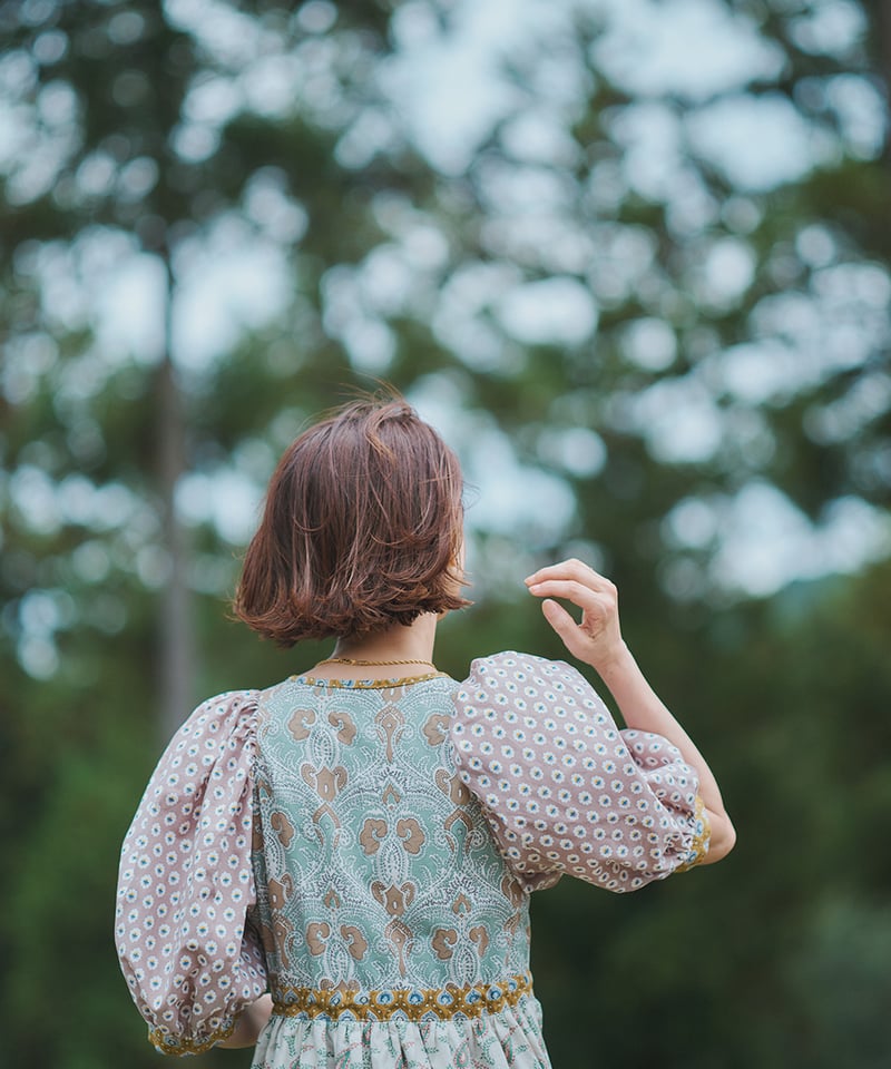 mai ando ボリューム袖のカシュクールワンピース　キット　ソレイアード fit=scale-down,w=1200