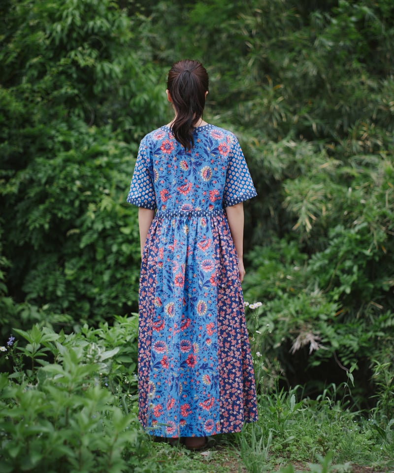 【未使用】SOULEIADO 総柄プリントワンピース 総柄プリントワンピース - ベルーナ【公式】