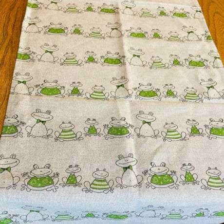 Estonian linen | Frog