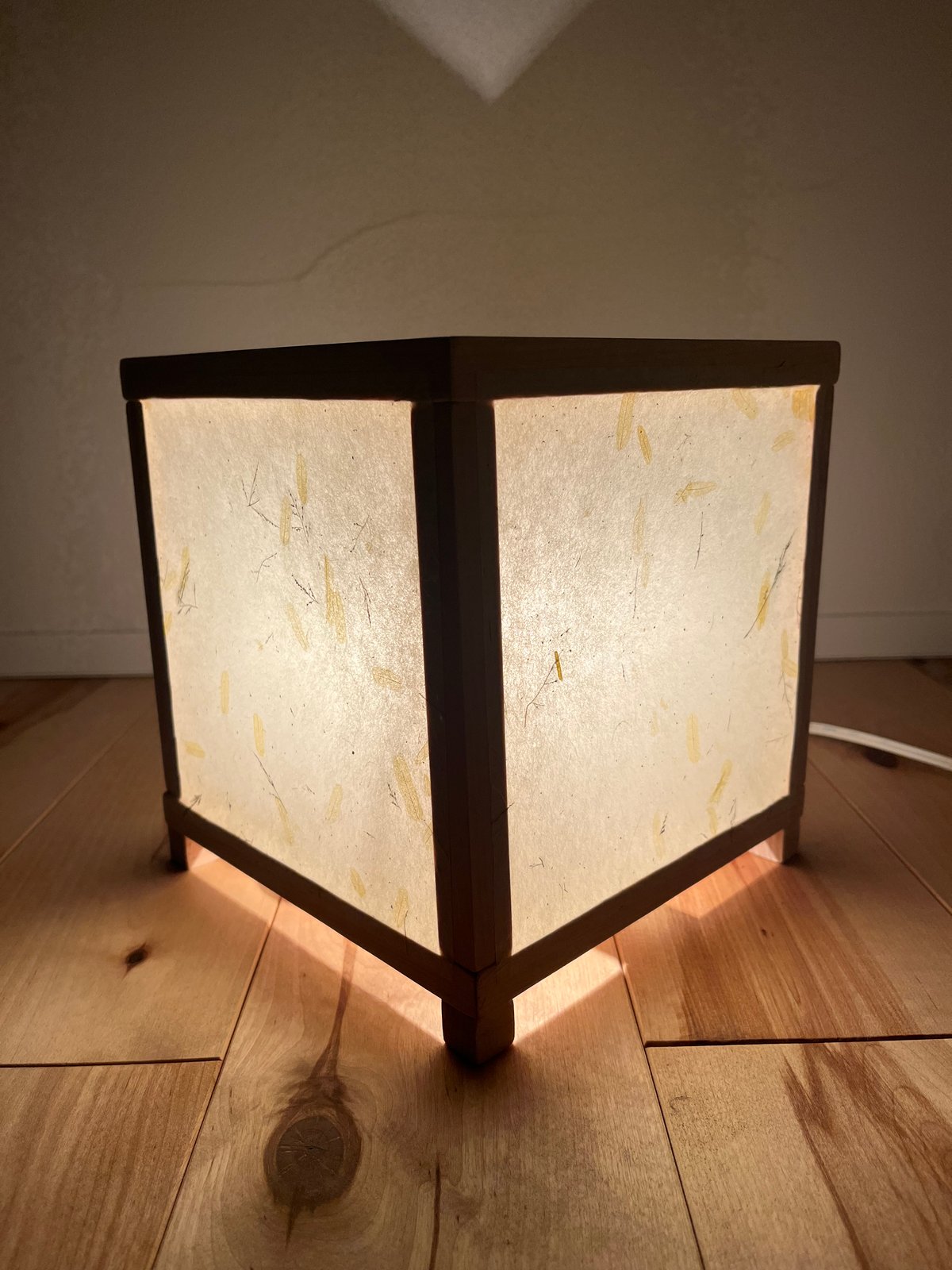 SHIKAKU 行燈(手漉き和紙仕様)/SHIKAKU ANDON(tesukiwashi)