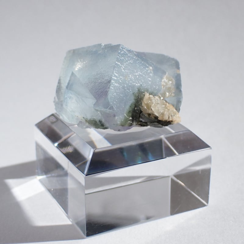 中国 ヤオガンシャン産 フローライト 双晶 | 今林商店