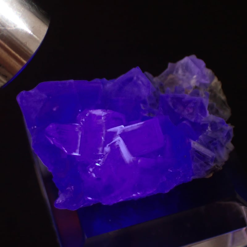 中国ヤオガンシャン産 ホワイトゾーニング フローライト ミニ