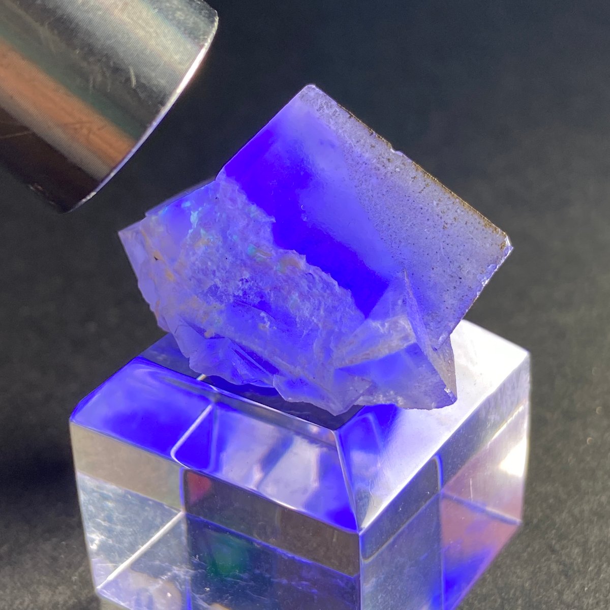 【47g】中国 ヤオガンシャン産 ブルーパープルフローライト 煙水晶共生 47g】中国 ヤオガンシャン産 ブルーパープルフローライト 煙水晶共生