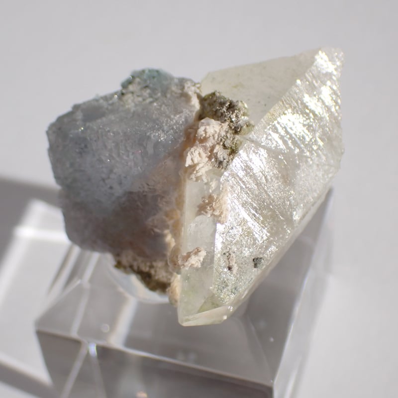 広西チワン族自治区産 フローライト結晶 水晶共生 | 今林商店