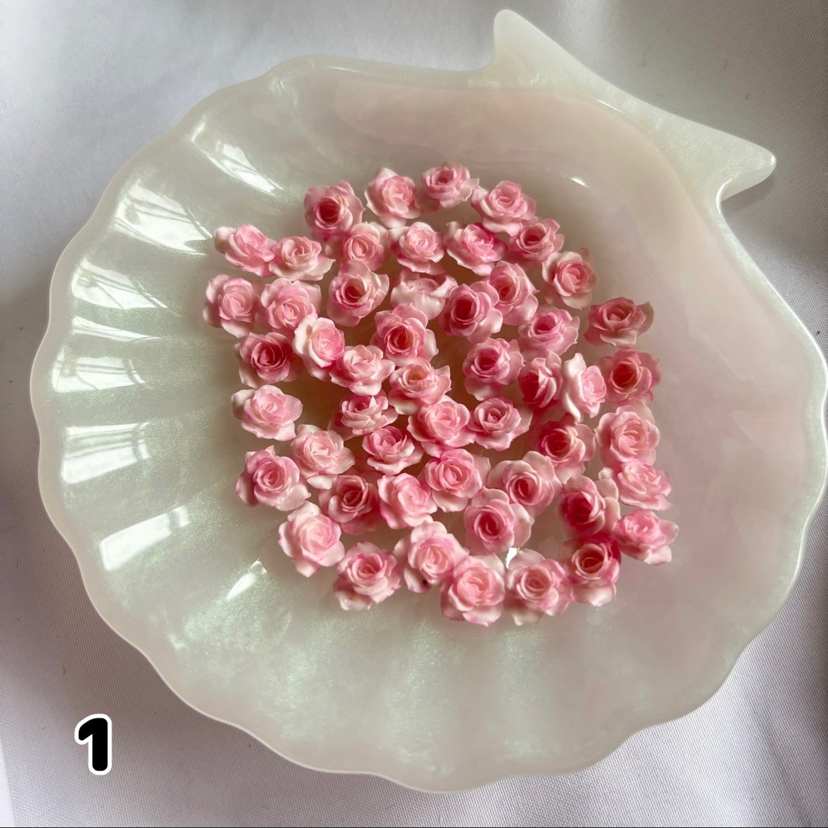NO.237レジンパーツレジン道 薔薇 NO.237レジンパーツレジン道 薔薇 ハンドメイド 花材 ドライフラワー