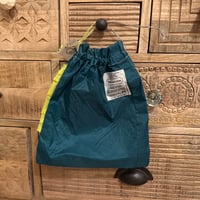 御朱印帳をやさしく包む　ちょうどよいサイズの巾着袋