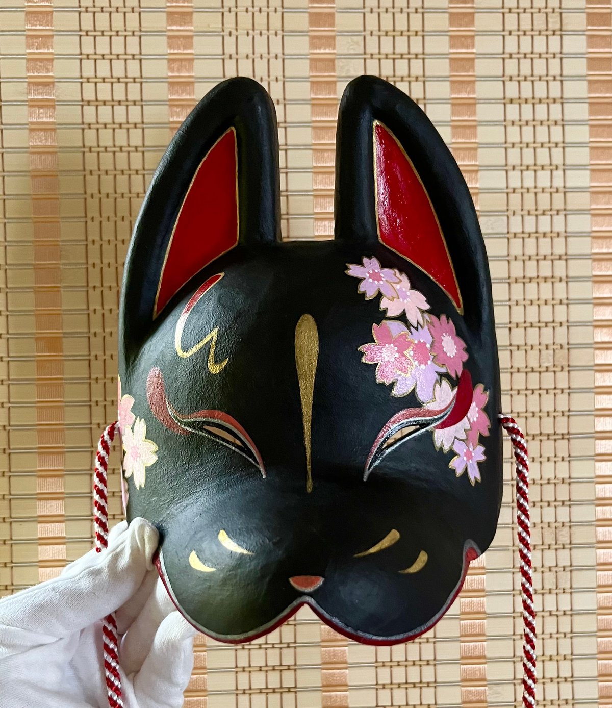 ❤️九谷結窯 九谷焼 ガッチャン 狐面 キツネ面 きつね面 ♡ 狐面（夜桜）半面 | キツネのミヤコ堂