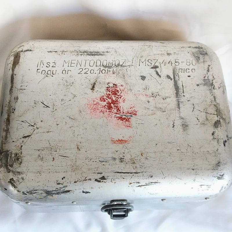 【希少】ハンガリー軍幕・専用ケース 軍幕リメイク – goodcamper