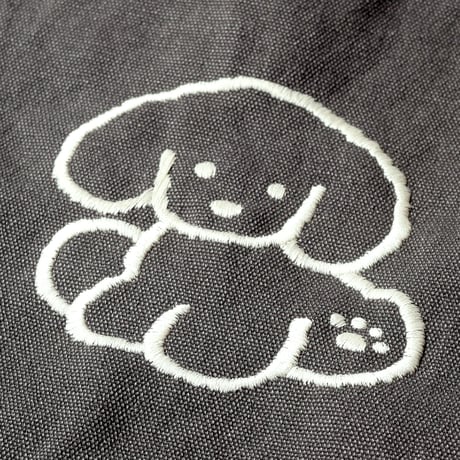 犬の刺繍トートバッグ（チャコールブラック） 【てらおかなつみ】【トートバッグ】【犬】