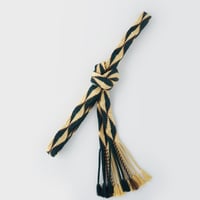 唐組（からくみ）　深緑／黄白色