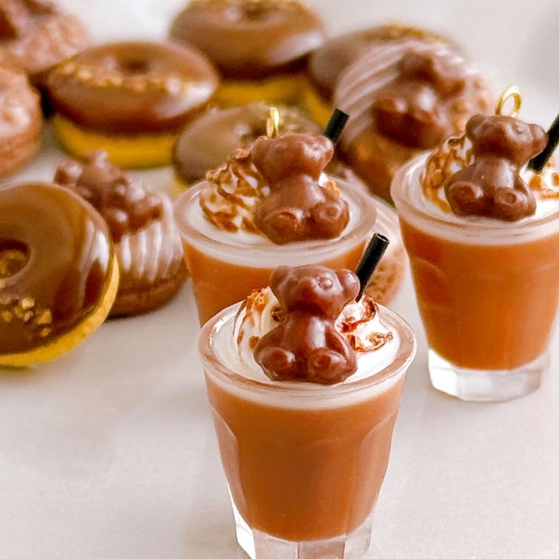 クマのチョコミルクチャーム | Twinkle