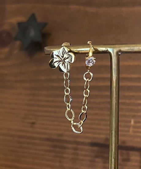 double strand pierce  flower