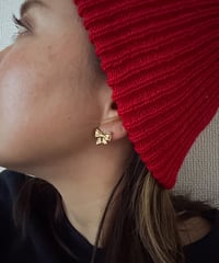 18K Plated Ribbon Pierce