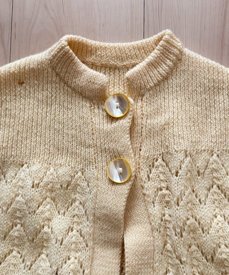 Shell Button Knit Cardigan