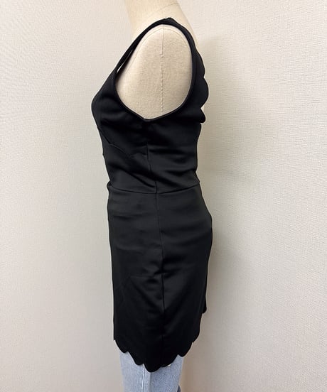 Scallop mini dress